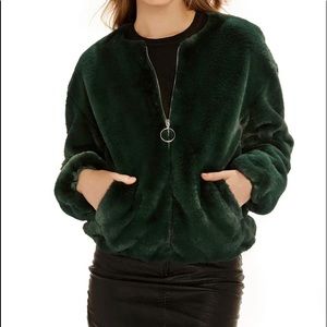 Sebby Collection Cropped Faux Fur Jacket -Green